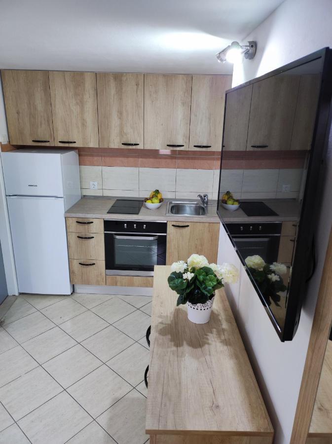 Stone House Lovric Apartment Kastela Luaran gambar