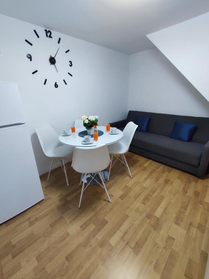 Stone House Lovric Apartment Kastela Luaran gambar